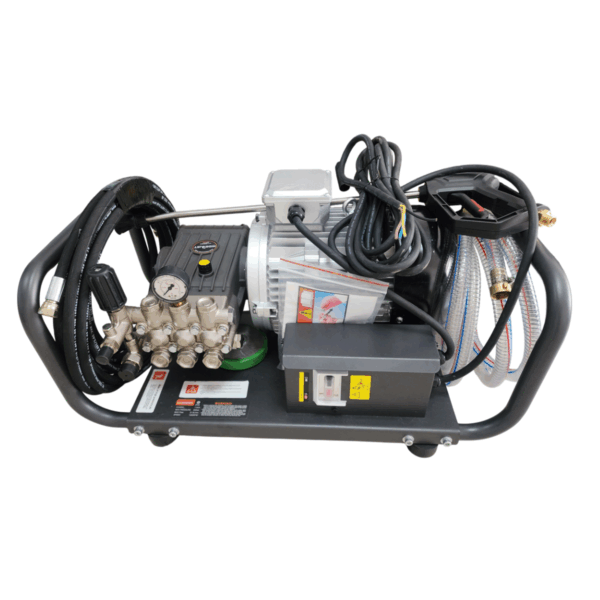 HIDROLAVADORA AGUA FRIA TURBION 200/21 TRIFASICA 7.5 HP PLACA BASE